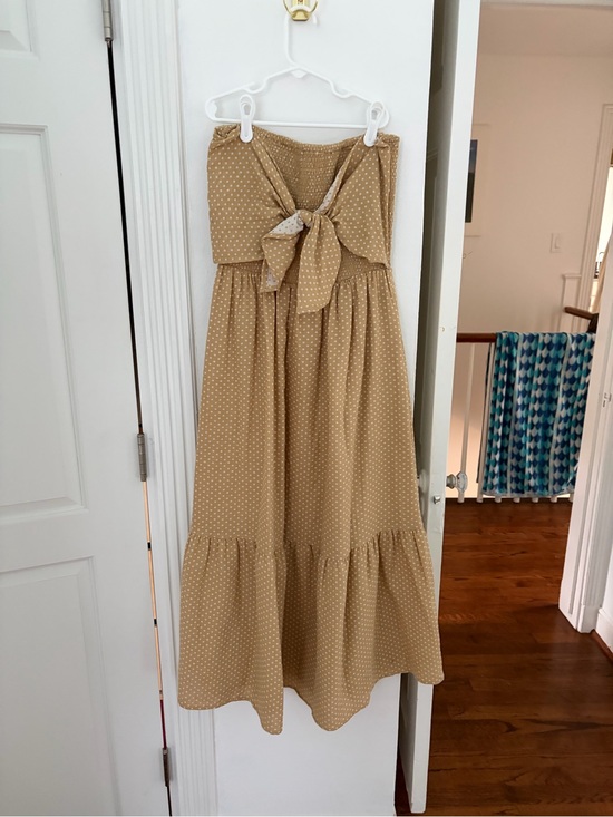 grade & gather Dresses & Skirts - Strapless Polka Dot Tie-Front Midi Dress in Tan